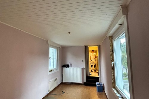 Renovatie kamer met isolatie